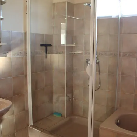 Haus Nadine - Balaton Гостевой дом 2*